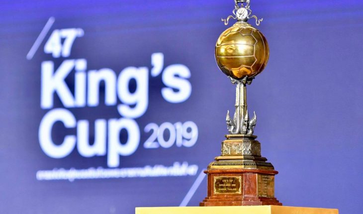 Cúp vàng danh giá của giải đấu King’s cup